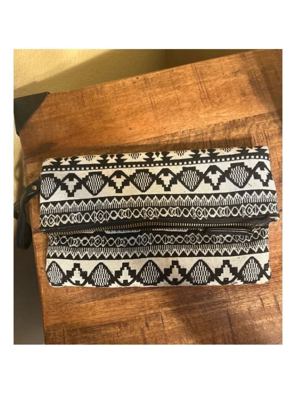 Women's Unbranded Clutch One Size White and Black